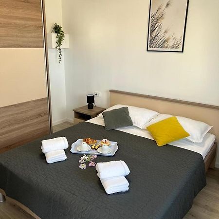 Apartman Ana Apartment Crno Exterior photo