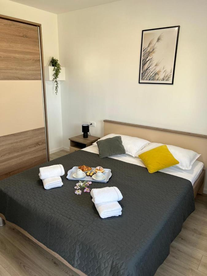 Apartman Ana Apartment Crno Exterior photo