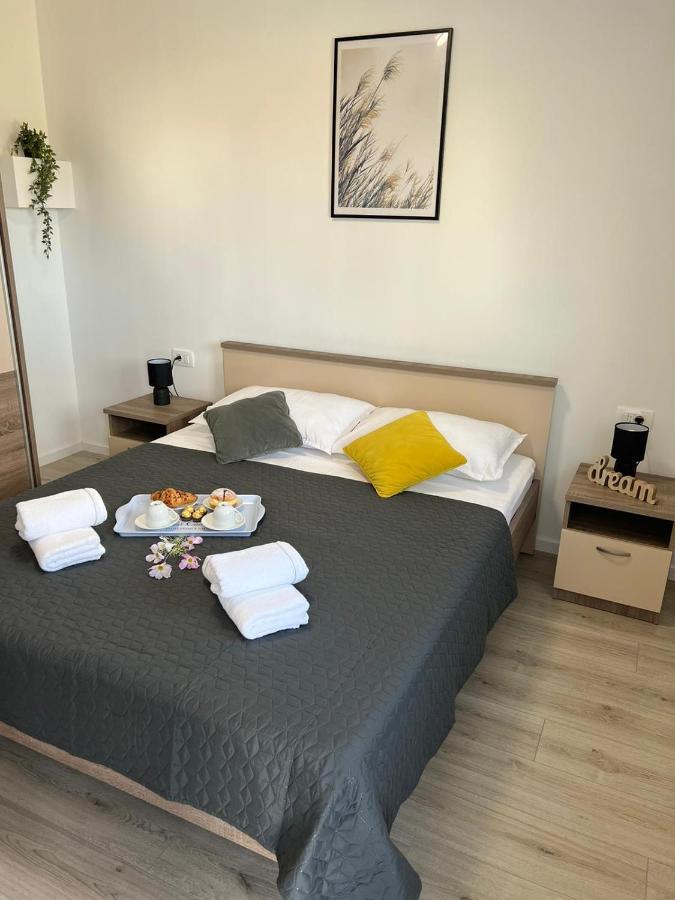 Apartman Ana Apartment Crno Exterior photo