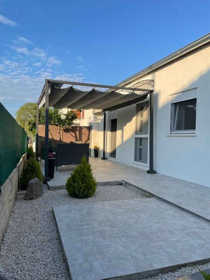 Apartman Ana Apartment Crno Exterior photo